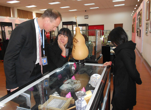 Beijing Smart Lady Handicrafts Exhibition Week Attracted Thousands of Chinese and Foreigners